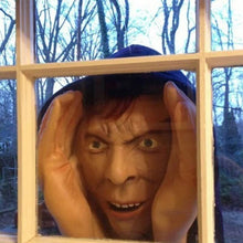 Load image into Gallery viewer, Scary Peeper Creeper