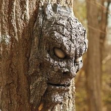 Load image into Gallery viewer, Spooky Living Tree Halloween Decoration