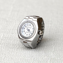Load image into Gallery viewer, Retro Ring Watch