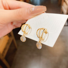Load image into Gallery viewer, Fashion Diamond Crown Earrings