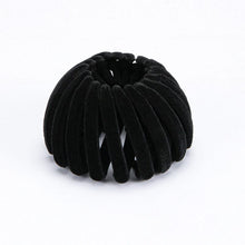 Load image into Gallery viewer, Velvet Nest Scrunchie