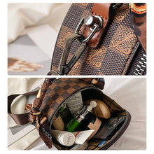 Load image into Gallery viewer, Fashion Retro Bear Badge Print Leather Handbags
