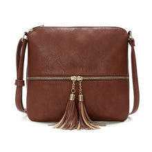 Load image into Gallery viewer, Medium Crossbody Bag with Tassel