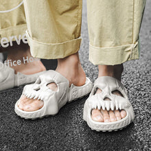 Load image into Gallery viewer, Skull Design Single Band Slippers