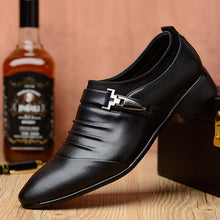 Load image into Gallery viewer, Men's Business Breathable Leather Shoes