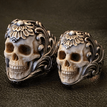 Load image into Gallery viewer, 💀💀Vintage polish floral armor antler skull ring