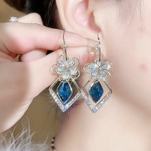 Load image into Gallery viewer, Flower Zircon Rhombic Sapphire Drop Earrings