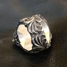 Load image into Gallery viewer, 💀💀Vintage polish floral armor antler skull ring