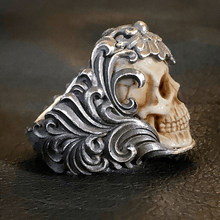 Load image into Gallery viewer, 💀💀Vintage polish floral armor antler skull ring