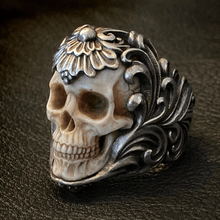 Load image into Gallery viewer, 💀💀Vintage polish floral armor antler skull ring