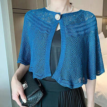 Load image into Gallery viewer, Hollow Shawl With Pearl Button