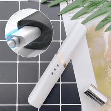Load image into Gallery viewer, Heated Eyelash Curler
