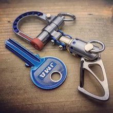 Load image into Gallery viewer, 🔑Cyberpunk Metal Keychain🔑