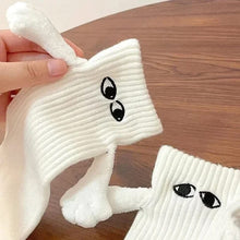 Load image into Gallery viewer, 🧦Funny Hand In Hand Socks, Couple Magnetic Holding Hands Socks