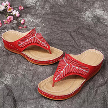 Load image into Gallery viewer, Classic Leather Orthopedic Flip-flop Sandals
