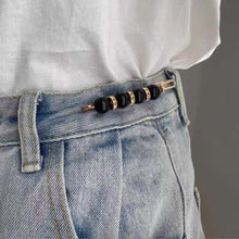 Load image into Gallery viewer, Waist Pearl Pin