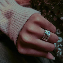 Load image into Gallery viewer, Butterflies Silver Spinner Ring