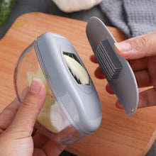 Load image into Gallery viewer, Manual Garlic Slicer