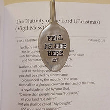 Load image into Gallery viewer, Funny Spoon Bookmark -perfect gift for a bookworm