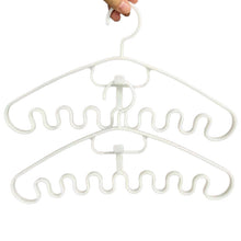 Load image into Gallery viewer, Wave Pattern Stackable Hanger (10pcs)