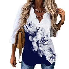 Load image into Gallery viewer, Wavy Neck Print T-shirt