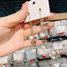 Load image into Gallery viewer, Mermaid Bead Fringe Earrings