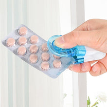 Load image into Gallery viewer, 💊Portable Pill Taker💊