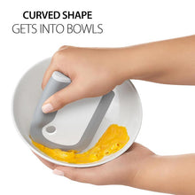Load image into Gallery viewer, Dinner Plate Soft Rubber Cleaning Tool
