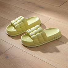 Load image into Gallery viewer, Indoor Bread Platform Slippers