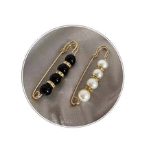 Load image into Gallery viewer, Waist Pearl Pin