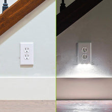 Load image into Gallery viewer, Outlet Wall Plate With LED Night Lights