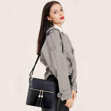Load image into Gallery viewer, Medium Crossbody Bag with Tassel