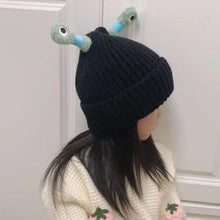 Load image into Gallery viewer, 🐸Winter Parent-Child Cute Glowing Little Monster Knit Hat