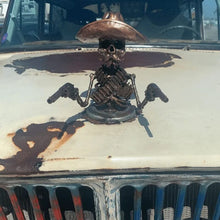 Load image into Gallery viewer, 💀Cowboy Skull Gunslinger Hood Ornament💀