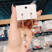 Load image into Gallery viewer, Mermaid Bead Fringe Earrings