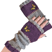 Load image into Gallery viewer, Patchwork Embroidered Warm Gloves