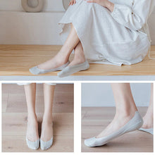Load image into Gallery viewer, Invisible Non-slip Ice Silk Socks