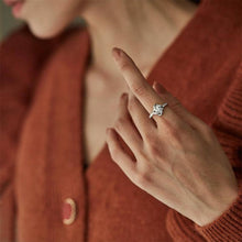 Load image into Gallery viewer, Endless Knot Ring and Necklace