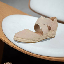 Load image into Gallery viewer, Hemp Rope Wedge Sandals