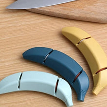 Load image into Gallery viewer, 🍌Banana Knife Sharpener🍌