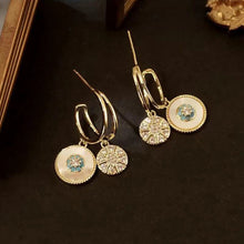 Load image into Gallery viewer, &quot;Daughter of the sea&quot; Earrings